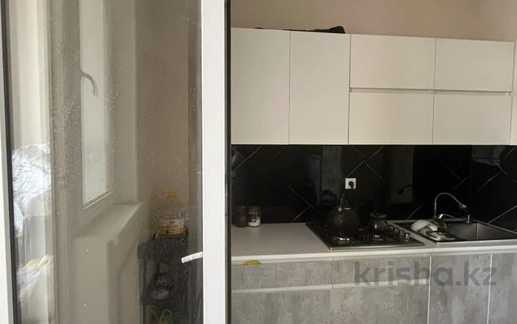 2-бөлмелі пәтер · 70 м² · 6/9 қабат, Нұрсая ш/а., Султан Бейбарыс 437, бағасы: 32 млн ₸ в Атырау, мкр Нурсая — фото 2