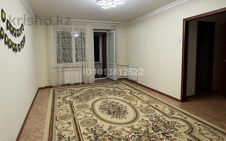 1-бөлмелі пәтер · 32.6 м² · 1/9 қабат, Строитель ш/а. 29, бағасы: 14 млн ₸ в Уральске, мкр Строитель — фото 2