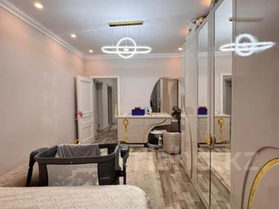 4-комнатная квартира · 140 м² · 3/18 этаж, Навои — Торайгырова за 130 млн ₸ в Алматы, Бостандыкский р-н