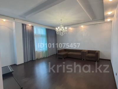 4-комнатная квартира · 180 м² · 4 этаж, мкр Комсомольский, Кунаева 12/2 12 за 700 000 〒 в Астане, Есильский р-н