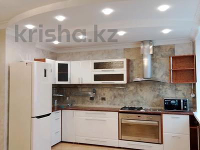 4-комнатная квартира · 102 м² · 4/5 этаж, Мичурина 21/3 за 500 000 〒 в Караганде, Казыбек би р-н