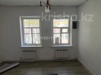 Пәтерлер в Алматинской обл.: 4-бөлмелі пәтер · 54 м² · 1/1 қабат, Байкальская, бағасы: 9 млн 〒 4-бөлмелі пәтер · 54 м² · 1/1 қабат, Байкальская, бағасы: 9 млн 〒 в Талгаре