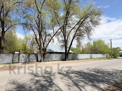 Продажа домов и дачи в Жетысу обл.: Отдельный дом · 5 комнат · 88 м² · 10 сот., Шахворостова 123 за 15.3 млн 〒 Отдельный дом · 5 комнат · 88 м² · 10 сот., Шахворостова 123 за 15.3 млн 〒 в Талдыкоргане