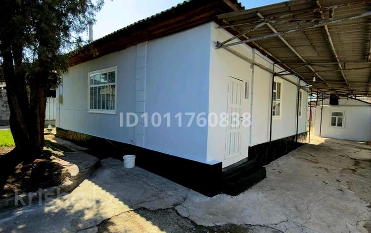 Отдельный дом · 3 комнаты · 100 м² · 5.5 сот., Курмангазы 14 за 25.5 млн 〒 в Каскелене — фото 2