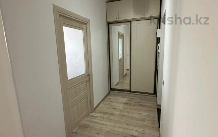 1-бөлмелі пәтер · 43.4 м² · 5/10 қабат, Таумуш Жумагалиев 15, бағасы: 22 млн ₸ в Атырау — фото 2