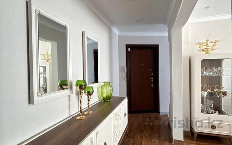 3-комнатная квартира · 67.8 м² · 5/10 этаж, Естая 134/1 за 36 млн ₸ в Павлодаре — фото 2
