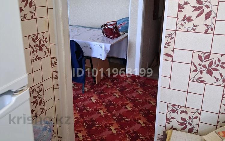 1-комнатная квартира · 35 м² · 2/3 этаж, ул. Асау-Барака 50 за 6.5 млн ₸ в Актобе, мкр. Курмыш — фото 2