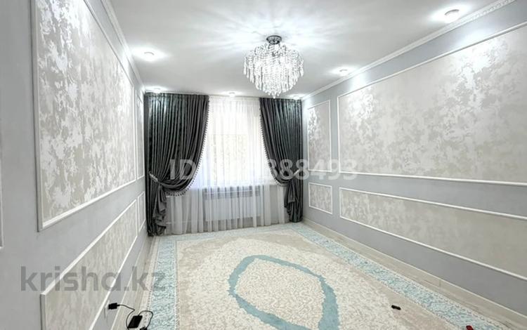 4-комнатная квартира · 100 м² · 1/5 этаж, 15-й мкр, 15-ш/а. 5 за 32 млн ₸ в Актау — фото 2