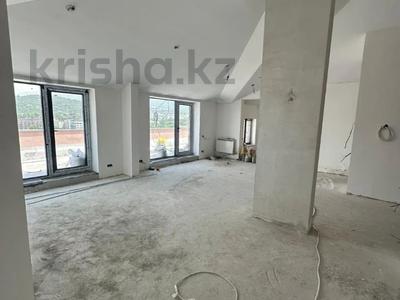 4-бөлмелі пәтер · 135 м² · 17/17 қабат, Самал-3 ш/а., Самал 22, бағасы: 154.9 млн ₸ в Алматы, Медеуский р-н