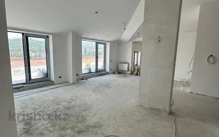 4-бөлмелі пәтер · 135 м² · 17/17 қабат, Самал-3 ш/а., Самал 22, бағасы: 154.9 млн ₸ в Алматы, Медеуский р-н — фото 15