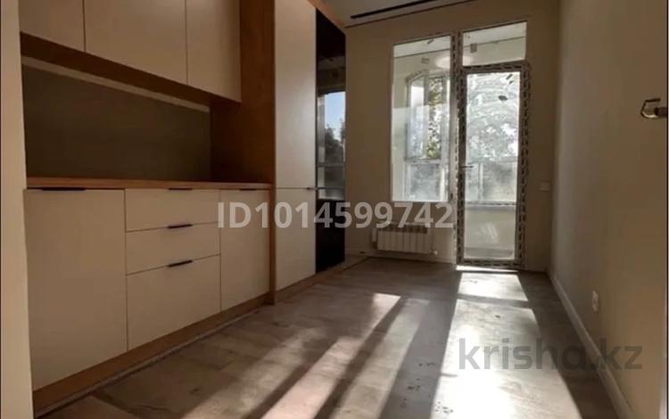 2-бөлмелі пәтер · 38 м² · 3/12 қабат, Райымбека 162/3, бағасы: 45 млн ₸ в Алматы, Алмалинский р-н — фото 14