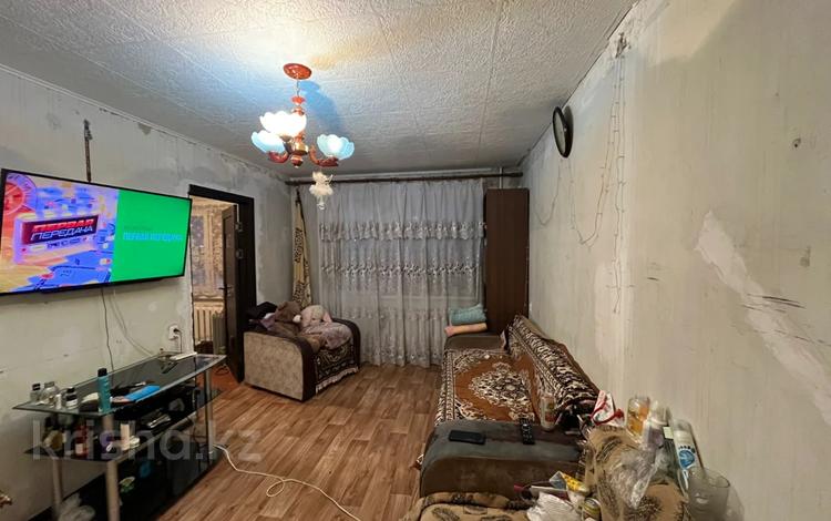 3-комнатная квартира · 47 м² · 3/5 этаж, Майкудук, 15й микрорайон за 9 млн ₸ в Караганде, Алихана Бокейханова р-н — фото 13