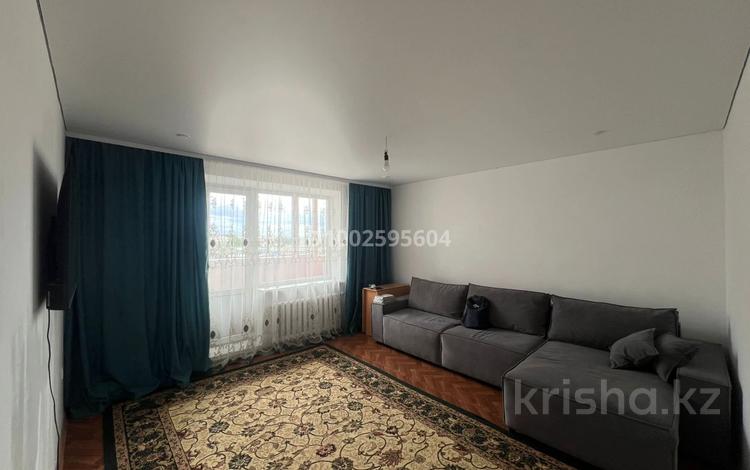 2-комнатная квартира · 52 м² · 3/5 этаж, 4 микрорайон 14 — Остановка у Ольги за 13.5 млн ₸ в Абае — фото 2
