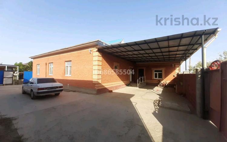 Отдельный дом • 6 комнат • 220 м² • 10 сот., Аль фараби 16 — Сагынбаев за 43 млн 〒 в  — фото 2