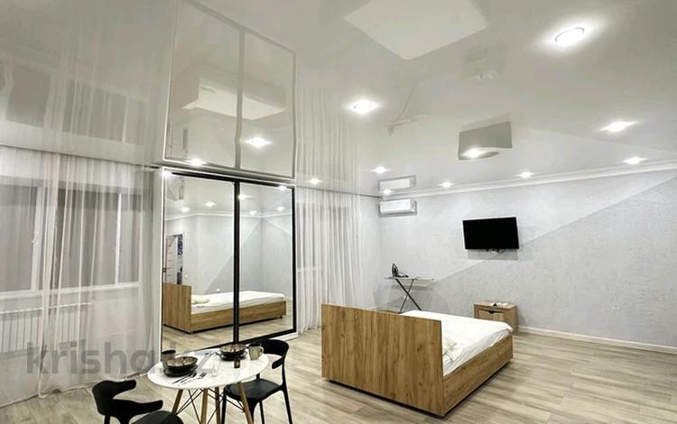 1-комнатная квартира · 40 м² · 4/6 этаж, Курмангалиева 3 за 13 000 ₸ в Уральске — фото 2