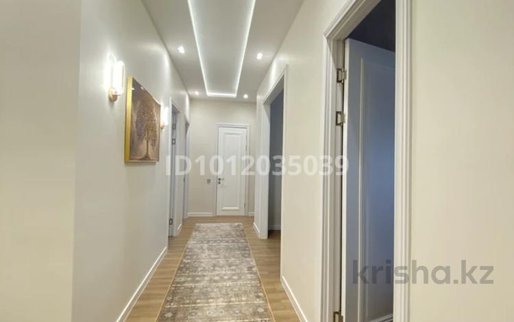 4-бөлмелі пәтер · 107 м² · 9/12 қабат, Е-36 2, 4, 5, 9, 11, бағасы: 90 млн ₸ в Астане, Нура р-н — фото 4