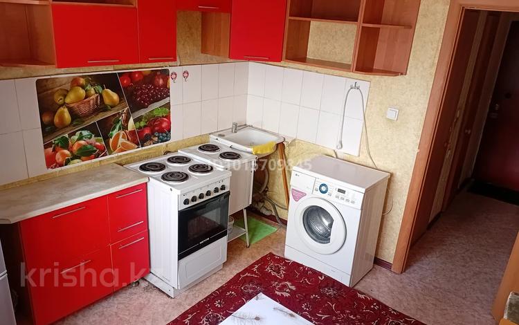 2-бөлмелі пәтер · 54 м² · 10/10 қабат, Шугаева 159 — В районе Пед.института и Жасулана (Силикатный), бағасы: 130 000 ₸ в Семее, Красный Кордон — фото 2