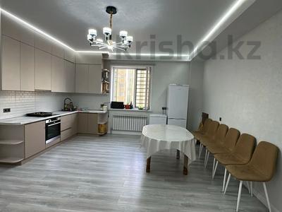 3-комнатная квартира · 115 м² · 7/12 этаж, Нажимеденова 34 — Жумабаева за ~ 63.6 млн 〒 в Астане, Сарайшык р-н