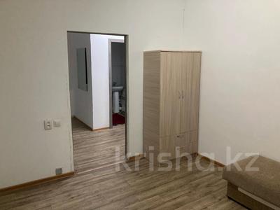 Аренда домов или дач в Алматинской обл.: Отдельный дом · 3 комнаты · 120 м², Абая 14 за 200 000 〒 Отдельный дом · 3 комнаты · 120 м², Абая 14 за 200 000 〒 в Каскелене