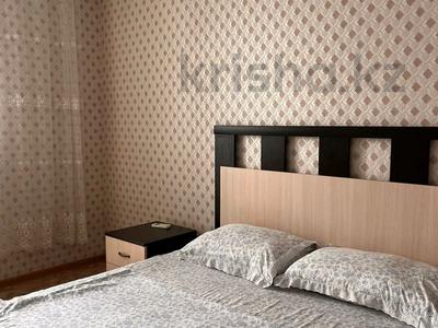 2-бөлмелі пәтер · 90 м² · 1/5 қабат, мкр. Алтын орда, Имрана Амирова 10 — Жекпе-Жек, бағасы: 15 000 ₸ в Актобе