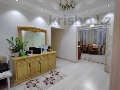 3-бөлмелі пәтер · 93 м² · 4/9 қабат, Абая 18, бағасы: 53.6 млн ₸ в Астане
