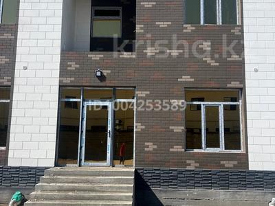 Продажа квартир в Жамбылской обл.: 4-комнатная квартира · 170 м² · 2 этаж, Тауке хан 26 L за 36.5 млн 〒 4-комнатная квартира · 170 м² · 2 этаж, Тауке хан 26 L за 36.5 млн 〒 в Таразе