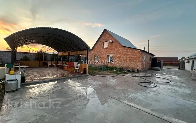 Жеке үй · 4 бөлме · 120 м², Мерей 105, бағасы: 70 000 ₸ в Усть-Каменогорске, Ахмирово — фото 19