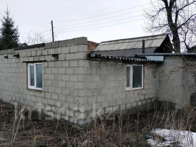 Дача • 3 комнаты • 50 м² • 6 сот., Металлург 2 за 2.7 млн 〒 в Усть-Каменогорске