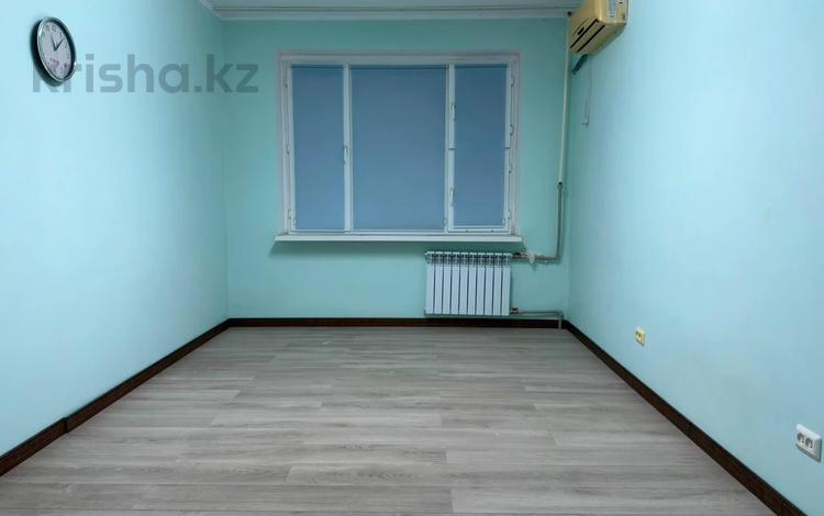 2-бөлмелі пәтер · 57 м² · 1/5 қабат, 12-ш/а. 25, бағасы: 18 млн ₸ в Актау, 12-й мкр — фото 2