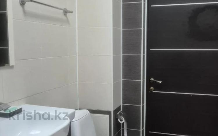 3-бөлмелі пәтер · 116.4 м² · 2/5 қабат, Думан-2 ш/а., бағасы: 65 млн ₸ в Алматы, Медеуский р-н — фото 2
