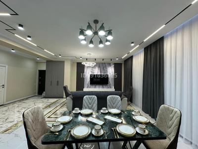 3-комнатная квартира, 85 м², 1/3 этаж посуточно, Әлқожа Ата 17 — Напротив Royal Grand Hotel за 35 000 〒 в Туркестане