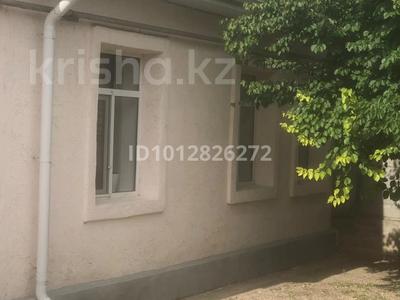 Жеке үй · 3 бөлме · 59.9 м² · 5 сот., Кайназарова 12/2 — Стоматологическая Дантист, глобус, бағасы: 33 млн ₸ в Таразе