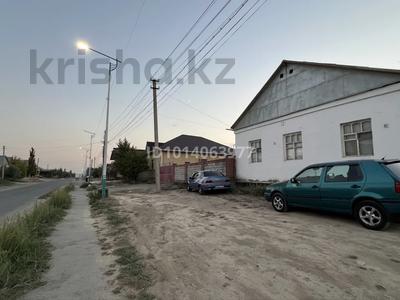 Отдельный дом · 10 комнат · 200 м² · 10 сот., Жунисова 73 — Нурпейсова за 46 млн ₸ в 