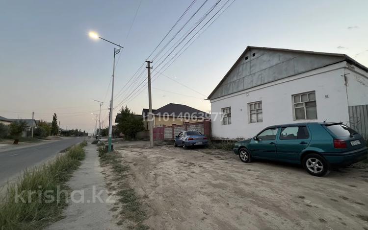 Отдельный дом · 10 комнат · 200 м² · 10 сот., Жунисова 73 — Нурпейсова за 46 млн ₸ в  — фото 2
