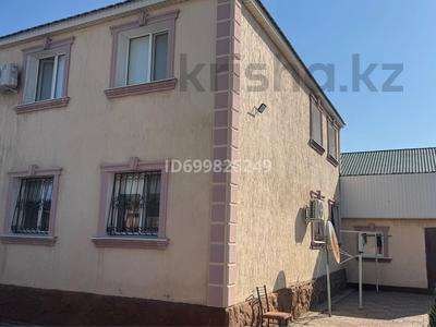 Отдельный дом · 7 комнат · 230 м² · 10 сот., Камбар Медетова 17 за 46 млн 〒 в Актобе, жилой массив Заречный-2