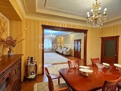 Дом · 5 комнат · 300 м², мкр Акжар за 100 000 〒 в Алматы, Наурызбайский р-н