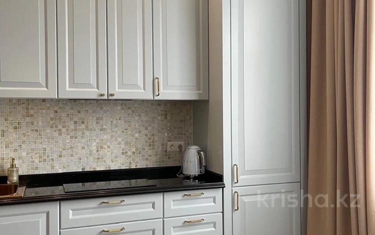 2-комнатная квартира · 80 м² · 3/7 этаж, Мкр «Мирас» 31 за 700 000 ₸ в Алматы, Бостандыкский р-н — фото 4