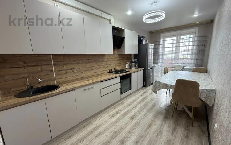 3-комнатная квартира · 108.2 м² · 7/7 этаж, Назарбаева 223 за 36.7 млн ₸ в Костанае — фото 2