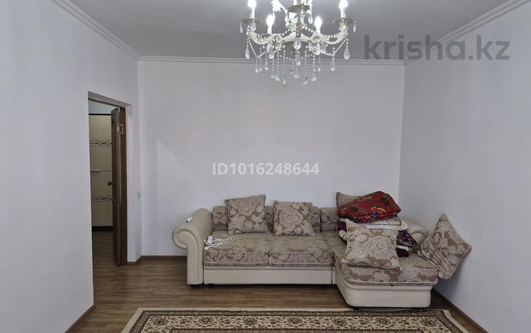 3-комнатная квартира · 69 м² · 1/5 этаж, Сол жағалау 7 за 150 000 ₸ в  — фото 2