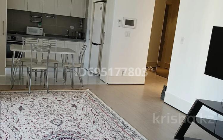 2-комнатная квартира · 75.5 м² · 13/28 этаж, Нажимеденова 4 за 400 000 ₸ в Астане, Алматы р-н — фото 2