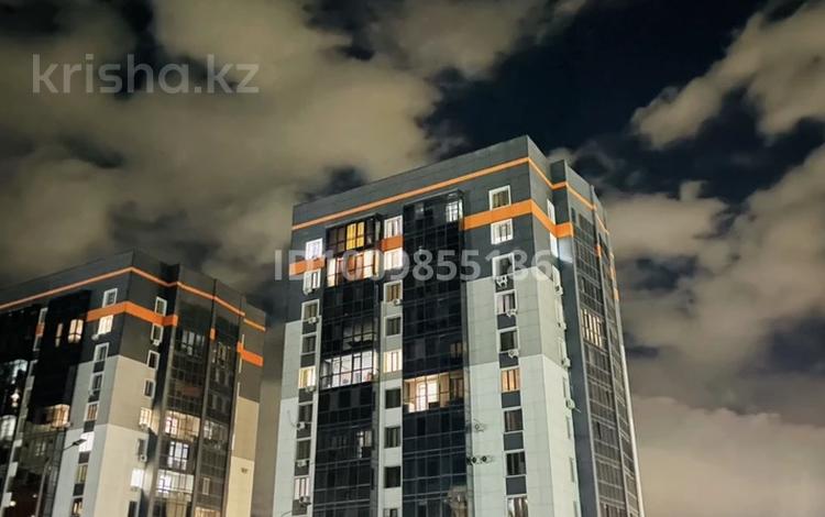 3-комнатная квартира · 80 м² · 10/12 этаж, Казыбек би 9/1 за 51 млн 〒 в Усть-Каменогорске — фото 2