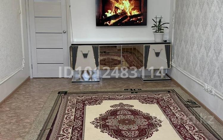 2-комнатная квартира · 56 м² · 3/7 этаж, 4-й мкр 58 — возле Шума за 12 млн ₸ в Актау — фото 2