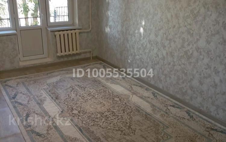 2-бөлмелі пәтер · 46 м² · 2/5 қабат, мкр Карасу 6 — Садик №30 "Назерке", бағасы: 12 млн ₸ в Таразе — фото 2
