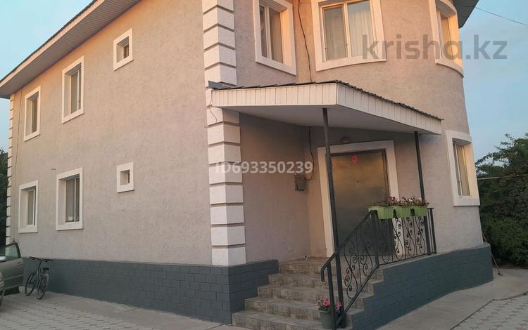 Отдельный дом • 6 комнат • 200 м² • 6.5 сот., Бектасова за 65 млн 〒 в Туздыбастау (Калинино) — фото 2