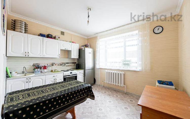 1-комнатная квартира, 42 м², 5/14 этаж, проспект Тлендиева 36 — Улытау