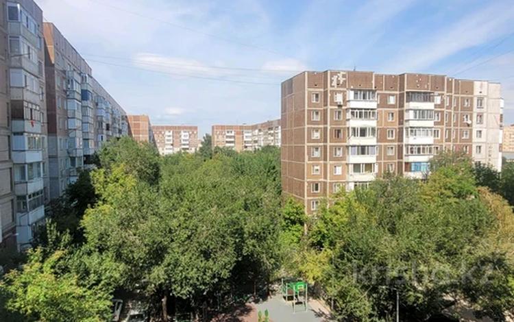 3-комнатная квартира · 64 м² · 6/9 этаж, Степной 3 8 за 24.7 млн ₸ в Караганде, Казыбек би р-н — фото 2