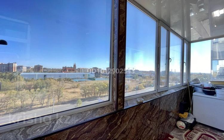 5-бөлмелі пәтер · 152 м² · 7/9 қабат, мкр Юго-Восток, проспект Республики 16/1, бағасы: 75 млн ₸ в Караганде, Казыбек би р-н — фото 2