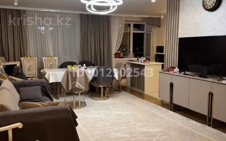 5-комнатная квартира · 152 м² · 7/9 этаж, мкр Юго-Восток, проспект Республики 16/1 за 58 млн ₸ в Караганде, Казыбек би р-н — фото 11