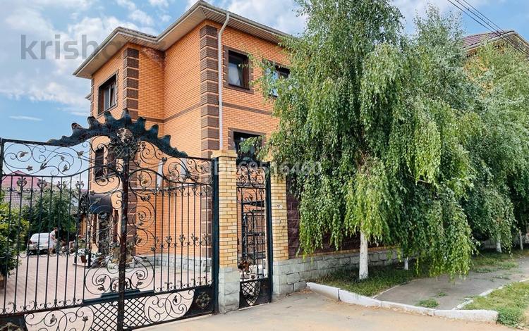 Отдельный дом · 14 комнат · 694.4 м² · 10 сот., Борили 1 за 300 млн ₸ в Астане, Алматы р-н — фото 2