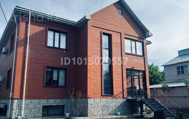 Отдельный дом · 7 комнат · 500 м² · 10 сот., мкр Жилгородок, Парковая за 80 млн ₸ в Актобе — фото 2